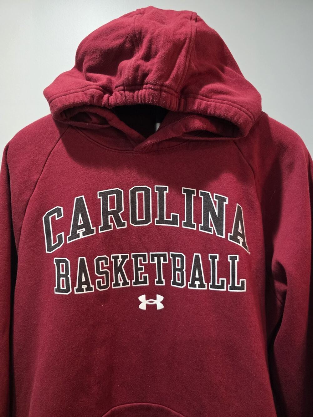 Under Armour South Carolina Basketball Hoodie Mens XL Garnet Pullover Loose Fit